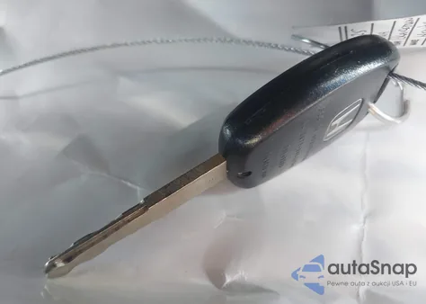 2011 Honda Accord 2.4 Ex-L from USA, damaged, VIN 1HGCP2F81BA085673